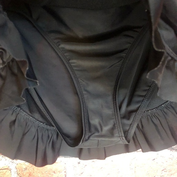 Simply Swim Black Swimming ruched skirt with ruffles bikini bottom 10 M L - Picture 2 of 2